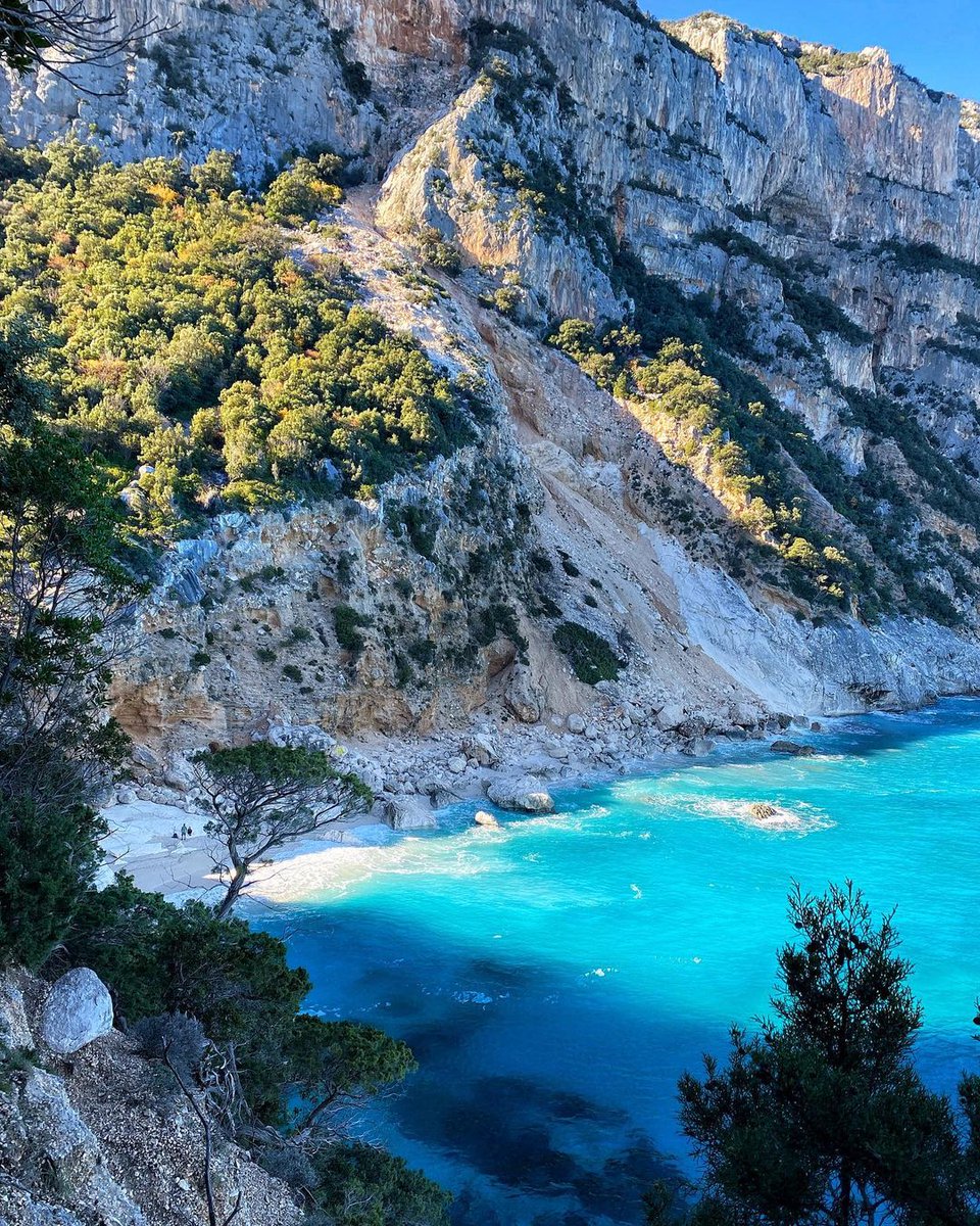 Use #sardiniain hashtag for your photos about Sardinia #holidays #italy #mediterranean #sardinia Fotocamera IG: gcorrias93