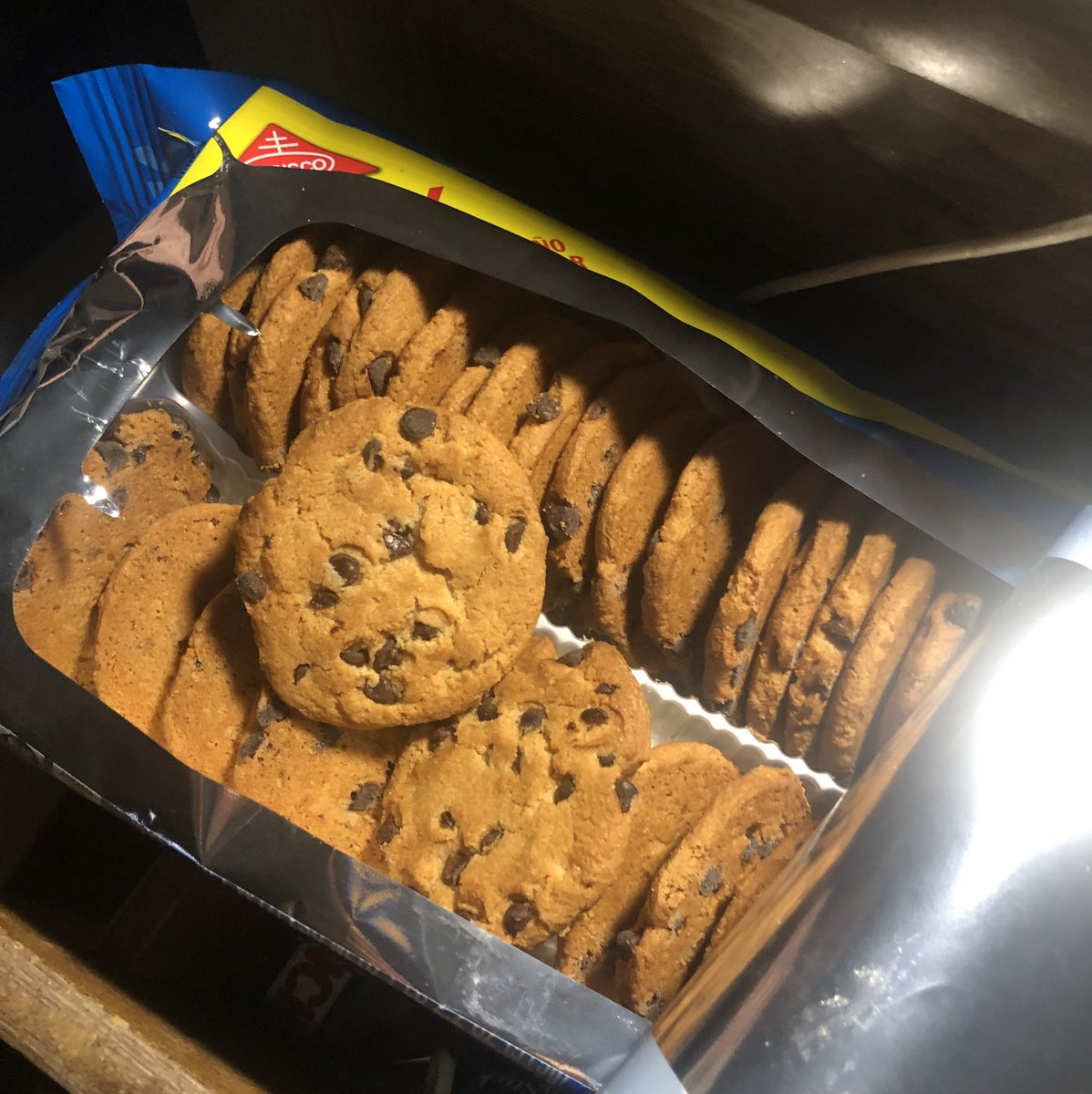 If I wanted burnt cookies I would have made my own. Thanks <a href="/ChipsAhoy/">Chip</a> 🤣🤣