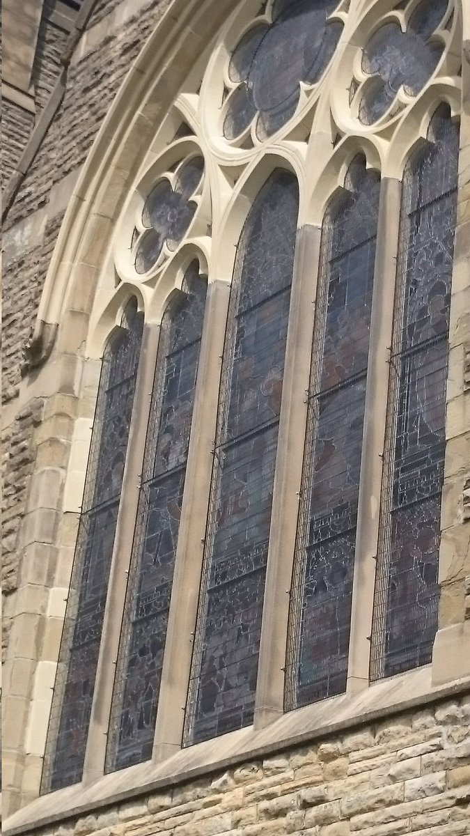 ArkStainedGlass tweet picture