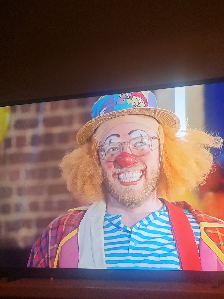 KerriannCook's tweet photo. Not sure if I want to laugh...cry or lock myself in a cupboard to hide 🤣🤣 what nightmares are made from @robbeckettcomic @RomeshRanga 😂 https://t.co/mQ1jYMJ0Eu