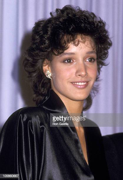 Happy Birthday - Jennifer Beals 