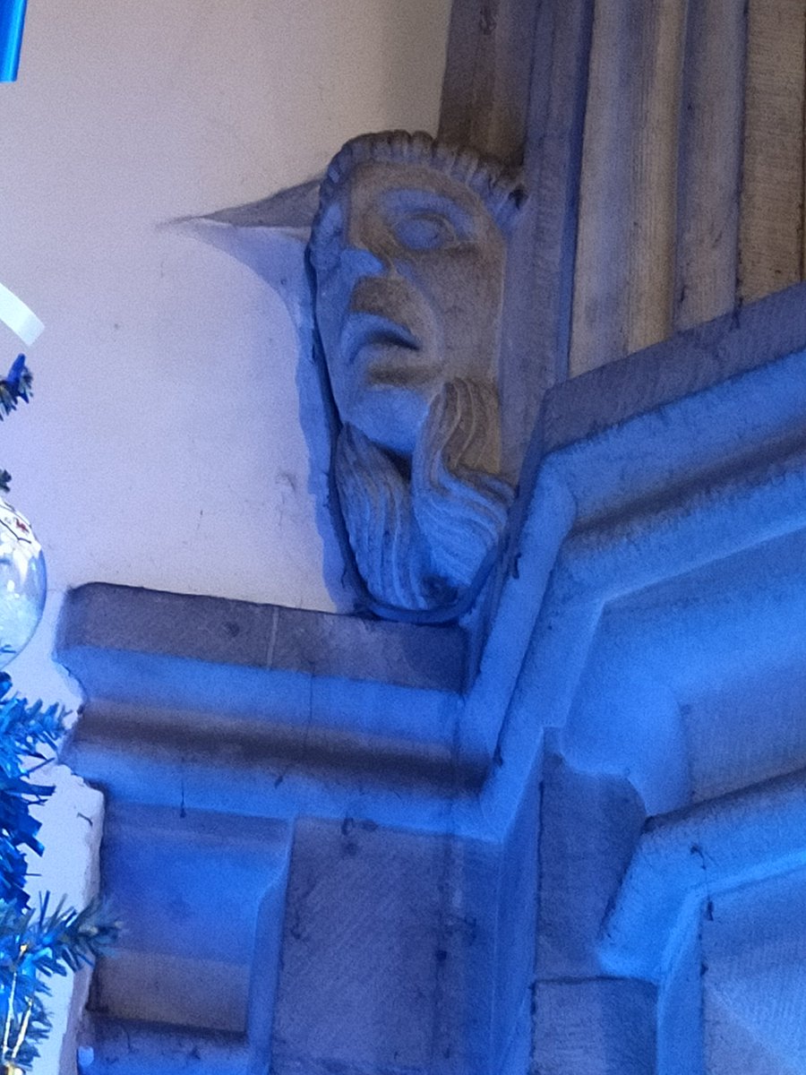 CoedenBeth's tweet image. Some of the #grotesques and carvings in St Cybi's, #Holyhead.
#Anglesey #YnysMon #History #Hanes #Watching #HouseOfGod #SaintCybi #Caergybi