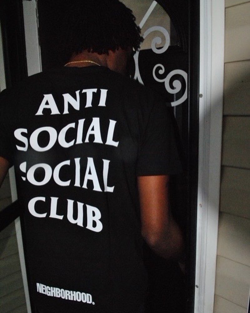 domedasavage's tweet photo. anti social forever https://t.co/hGWE0UybjI