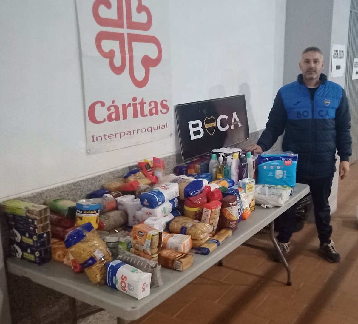 BocaFsPriego's tweet photo. "Jamás es perdido el bien que se hace"

Desde nuestro club, queremos agradecer a todas aquellas personas que en la tarde de ayer, quisieron colaborar con la causa y trajeron productos de primera necesidad en beneficio de #Cáritas.

Muchas gracias a todos por vuestra generosidad https://t.co/dfoHzKsyv3
