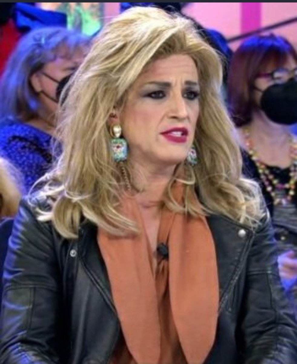 Lamaritere68's tweet photo. Muchas gracias a todas las Carlotas Correderas por el apoyo prestado a la auténtica Carlota Corredera, aunque la más guapa soy yo.
#APOYOROCIO2OD https://t.co/W2m6C31f1U