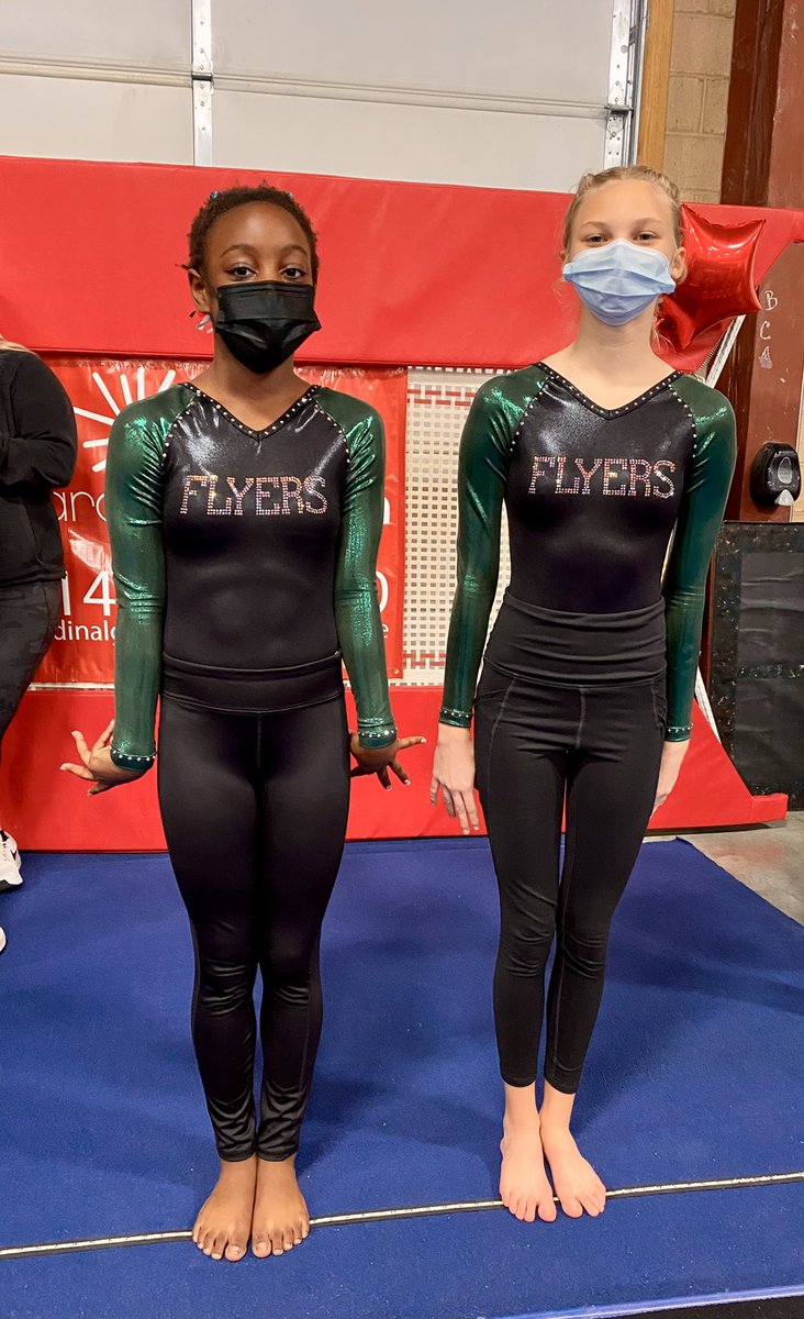 EdandRecFlyers's tweet photo. Gymnastics team bringing “it” at the Holly Jolly Cup meet hosted by Northside Gymnastics Academy in O’Fallon, MO. Level 2 team takes the silver! #EdRecFlyers #Gymnastics #WhyWeFly https://t.co/oEVxHi1chL