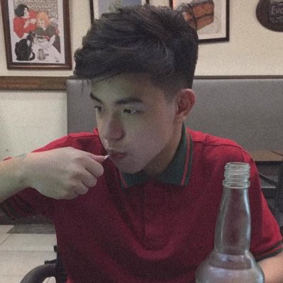 Scott_hilfiger's tweet photo. Mahalin mo ko pls #NewProfilePic https://t.co/InbR6Z8T1l