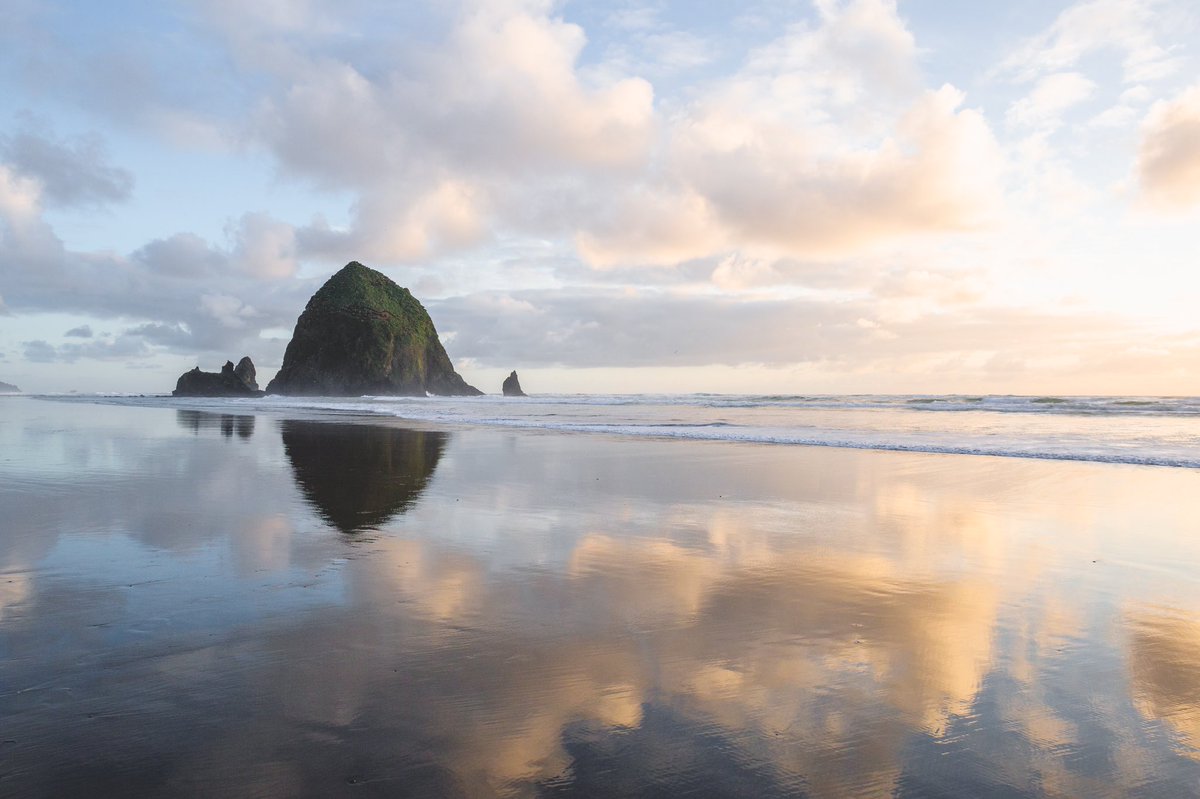 ElliotHawkey's tweet image. Warm winter days on the Oregon coast