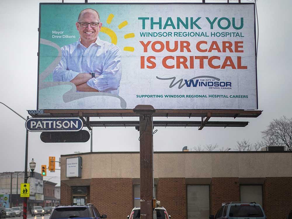 Spelling error on #Windsor billboard draws derision windsorstar.com/news/local-new…