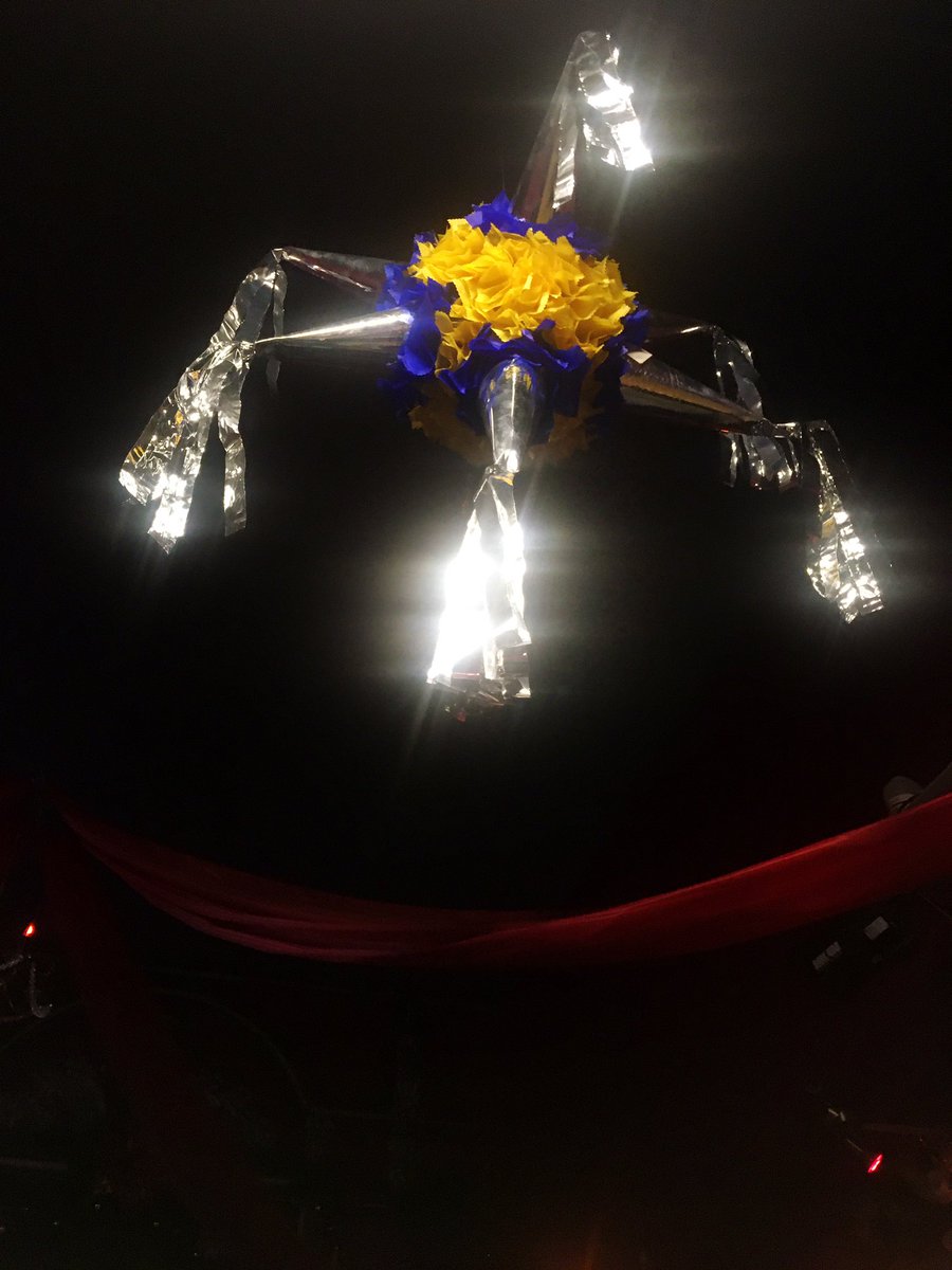 Club183Gdl's tweet photo. Y porque el público lo pidió hoy también hay piñata con sorpresas y regalos 🎁 🎉 piñata al desnudó en #club183 y después de romper la piñata te rompes unos culos en los cuartos oscuros 😈🍆💦 https://t.co/TOv5YHVHZL