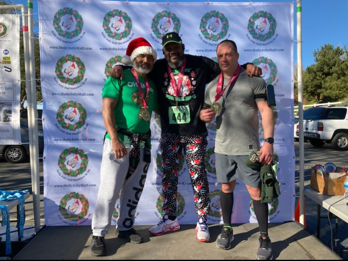NicholasPantner's tweet photo. Ran 10k in Camarillo #hollyjolly10k #elitesportscalifornia https://t.co/7OmRmK7WwX