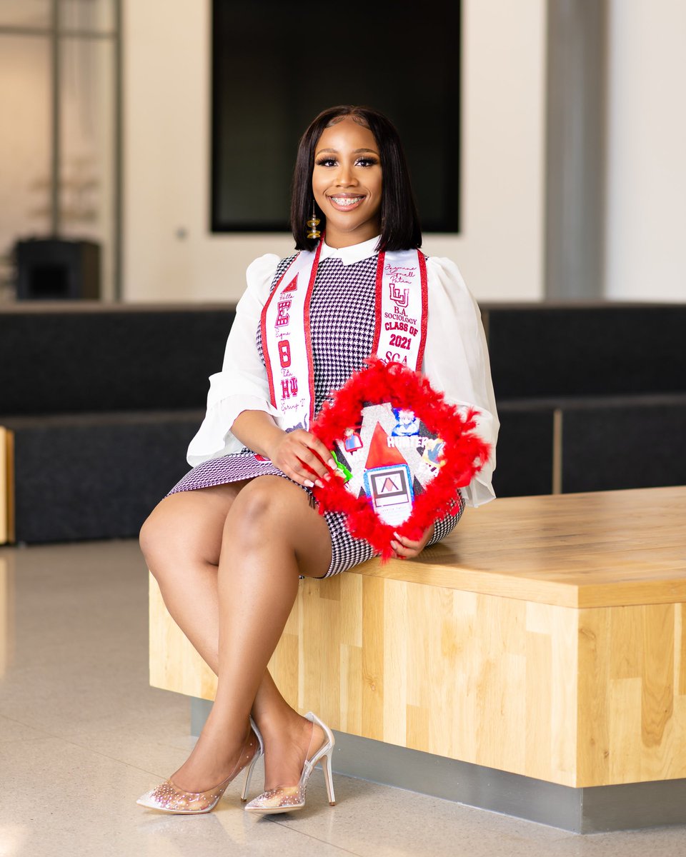 blackGel_'s tweet photo. “A man who stands for nothing will fall for anything.” -Malcom X

First Generation👩🏾‍🎓 
✅NACCP President
✅SGA V-President 
✅2018 ΑΦΑ Miss Black &amp; Gold👑
🐘SPR 21 The Exquisite Eta Psi Chapter of Delta Sigma Theta Sorority, Inc. 
🌍 Job offer as a Environmental Justice Advocate. https://t.co/yw1EMUbNHg