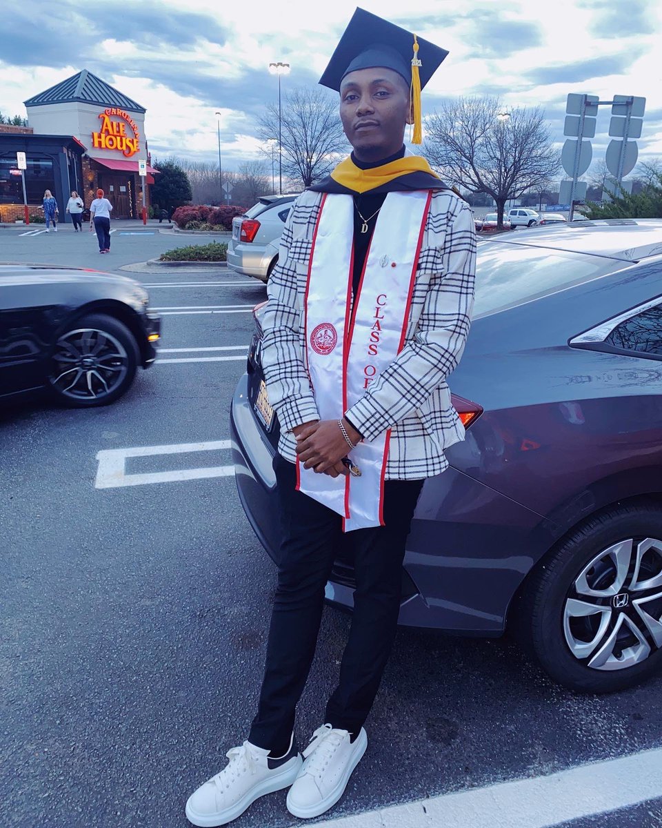 Dharper12's tweet photo. #MasterDre🎓 https://t.co/U7HlE2WkRE