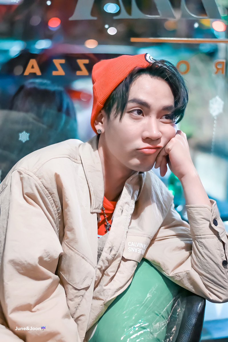 J_une_'s tweet image. [191264] หนูจะเอาอารายงับ บอกมะม๊ามาเยยยยยยยยย  

#ขุณขิมมอญ 
@KiimMon