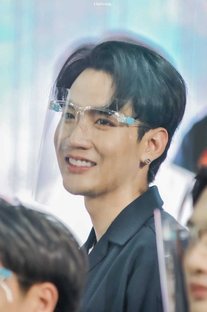 Chariusing's tweet image. เป็นไอต้าวยิ้มหวาน ~ ♡ヾ(๑╹◡╹)ﾉ"

#ขุณขิมมอญ #โมกิของคิมม่อน 
#แถลงข่าวGenYss2