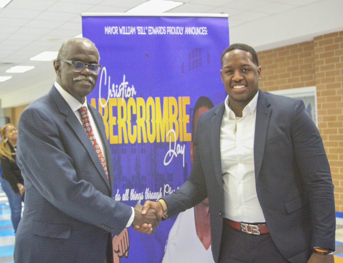 Staci Abercrombie tweet media