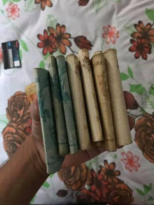 Saga__xyz__'s tweet photo. A meta e dinheiro no bolso, Fofoca deixo pra quem está com tempo https://t.co/18x5MVuYLm