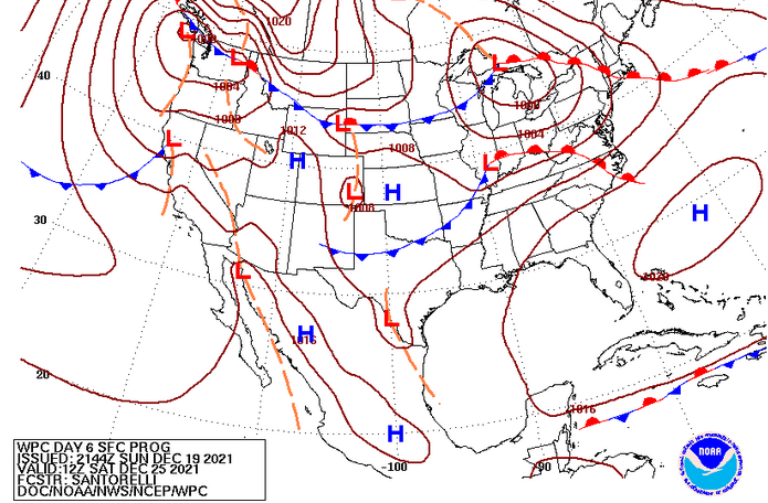 RudyMeteo's tweet photo. Bonsoir à tous !
Les prévisions du WPC ont en effet été modifiées aujourd'hui et sont un peu plus conformes à la situation qui se profile à l'horizon. Elles montrent désormais un impact direct du front sur le territoire national entre vendredi et samedi.#Frontfroid #Noelpluvieux https://t.co/kKdP1q3I2m