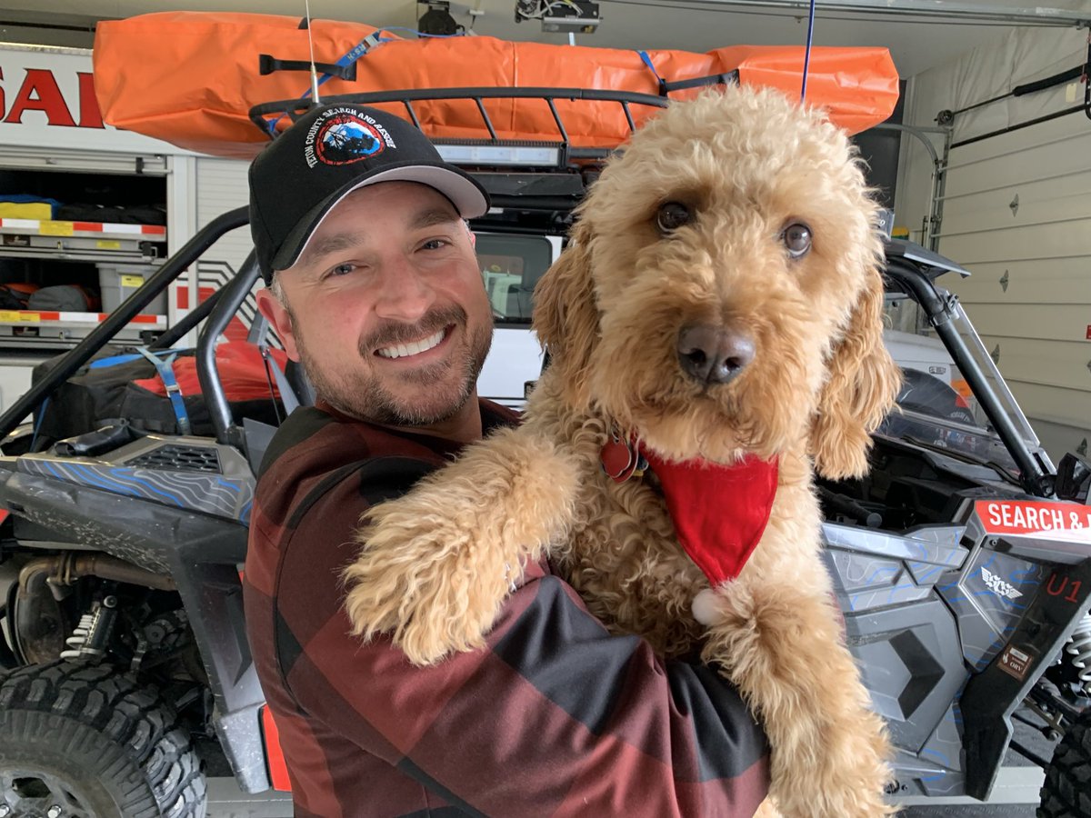 TetonCountySAR's tweet photo. On the seventh day of Christmas, give some paw to Ryan and Ranger. https://t.co/nypwmg3mDh