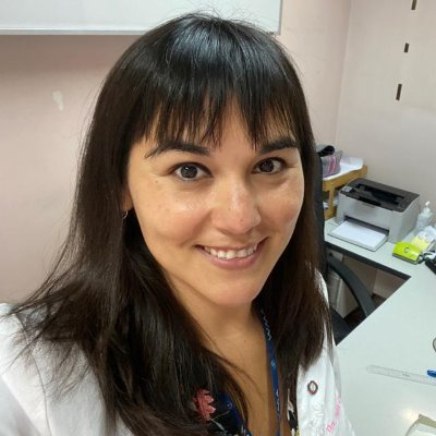YoBlumen's tweet photo. Mi homenaje a @izkia , la gran gestora de la segunda vuelta. 4.440 km., cientos de radios y canales de tv regionales y comunitarios. Un enorme esfuerzo.
Mis respetos a una extraordinaria mujer.
¡Grande Izkia! https://t.co/i1xhC3DyUl