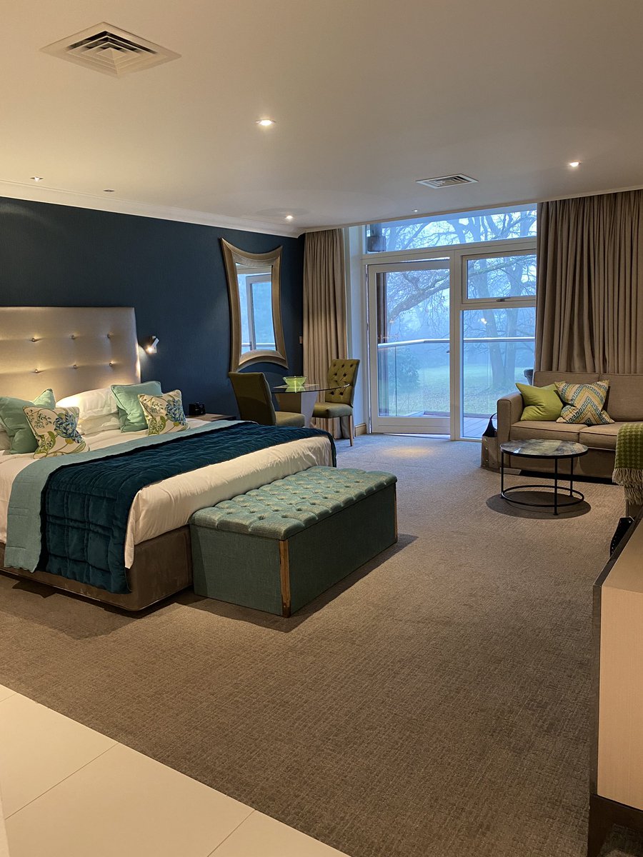 Ruth Hunsley tweet media