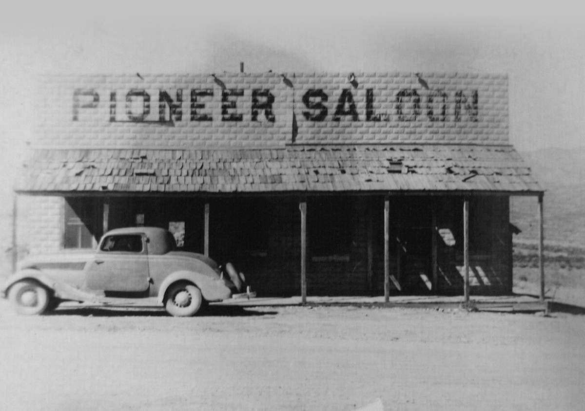 summacorp's tweet photo. Pioneer Saloon, Goodsprings NV, 1935 https://t.co/7uogaXdHkA