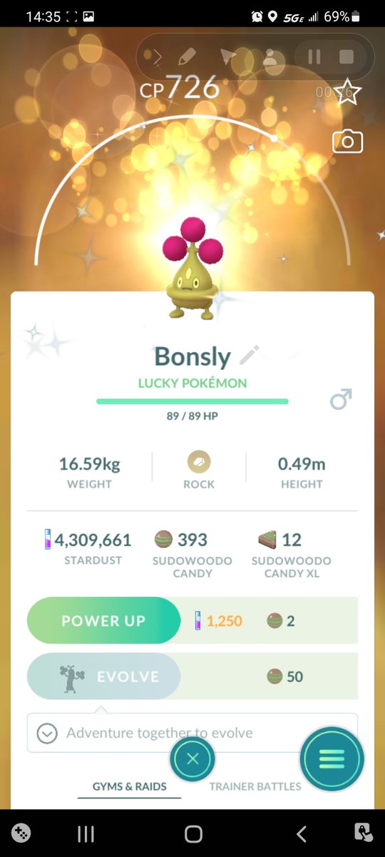 SierrasTweets's tweet photo. #PokemonGOCommunityDay saw 18 #ShinyPokemon for me:
4 Duskull
4 Tepig
2 Shinx
1 Swablu
3 Oshawott
1 Eevee
1 Gible
The best though was finishing the quest line for shiny Mew &amp; a friend trading a hatched, shiny Bonsly. https://t.co/vvnM7lAT8E