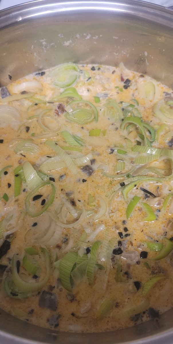 Vine_da_Great's tweet photo. #leek #potato #soup
Very fresh and hearty soup ..filled with flavor
#flchef #cooking #Foodies #foodphotography #BlackGirlMagic https://t.co/Rgv1uqWyoA