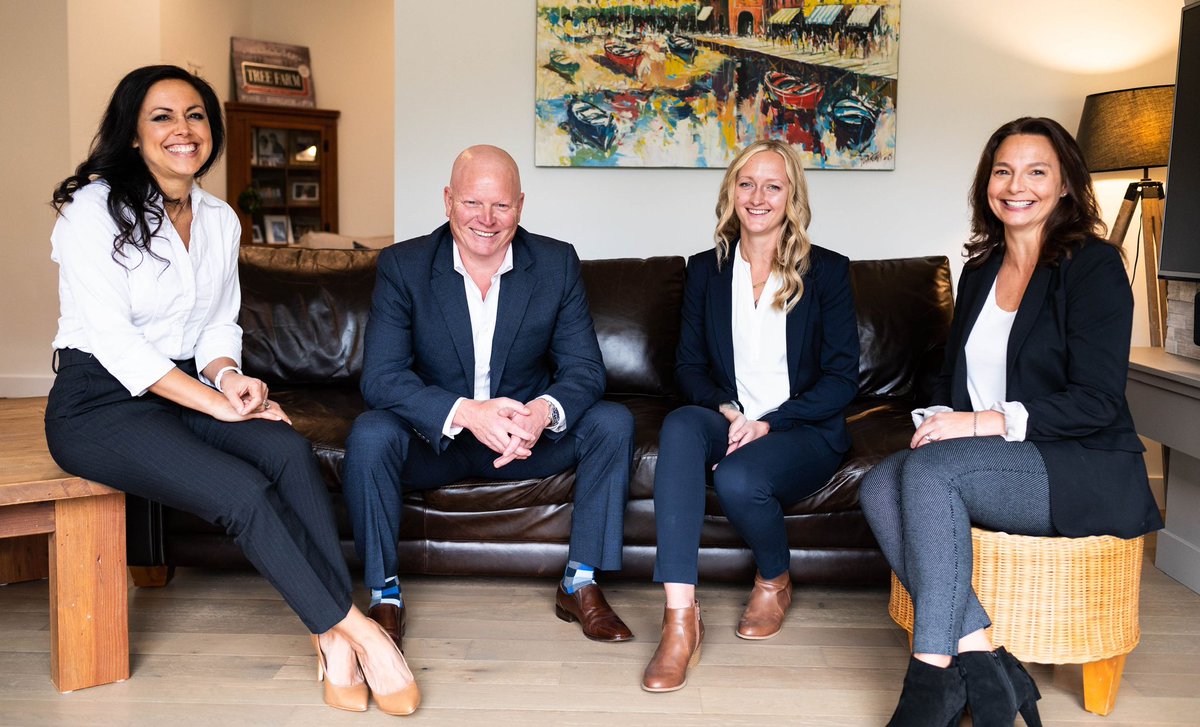 laurablovetea's tweet photo. #NewProfilePic #Realtor #Squamish https://t.co/6GgVOMTkzB