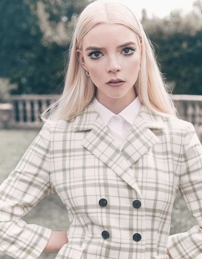 AHSWITCHRPG's tweet photo. ⠀⠀       𝓝ATASHA 𝓑ELOVNA
⠀⠀⠀⠀⠀  〤 @belcvedcreature
                        
             𝟪𝟢 𝖺𝗇𝗌, 𝟤𝟤 𝖾𝗇 𝖺𝗉𝗉𝖺𝗋𝖾𝗇𝖼𝖾 
             𝖿𝖺𝗇𝗍𝗈̂𝗆𝖾   
⠀ ⠀  ⠀  𝖺𝗇𝖼𝗂𝖾𝗇𝗇𝖾 𝗉𝗋𝗈𝗌𝗍𝗂𝗍𝗎𝖾́𝖾 𝖾𝗍 𝖺𝖼𝗍𝗋𝗂𝖼𝖾
⠀⠀⠀⠀  𝗁𝗈̂𝗍𝖾𝗅 𝖼𝗈𝗋𝗍𝖾𝗓 https://t.co/bIakFCdvsB