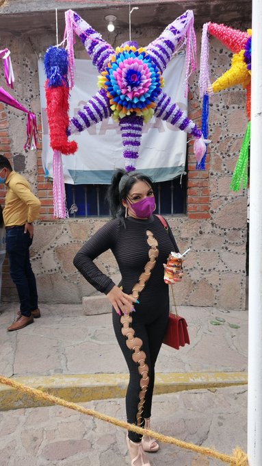 Probando una rica chimenea En Teotihuacan excelente domingo https://t.co/mG8VOFOrzt<a href="/tag/felizlunes"class="tags"><span>#felizlunes</span></a><a href="/tag/onlyfans"class="tags"><span>#onlyfans</span></a><a href="/tag/hotwifemexicana"class="tags"><span>#hotwifemexicana</span></a>