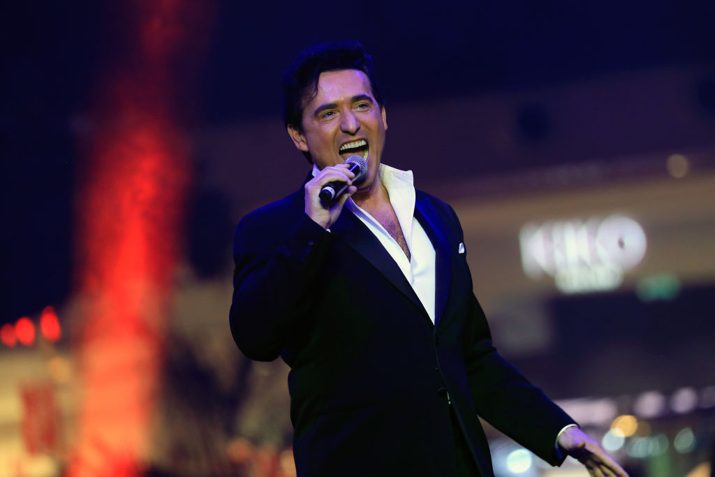 CNNEE's tweet image. Fallece el cantante español Carlos Marín, integrante de Il Divo

cnn.it/32hYaVd