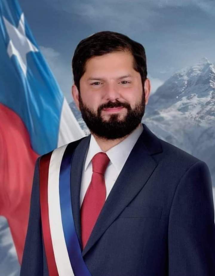 El equipo de seguimos.cl agradece el aguante en esta campaña que no se podría haber hecho sin ustedes, estamos felices, sin embargo ¡el verdadero trabajo comienza ahora!

#Seguimos 
#BoricPresidentedeChile