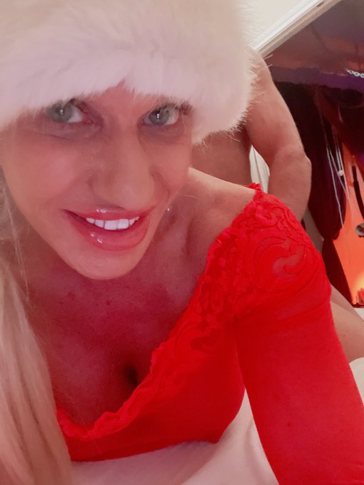 Sunday fun day! How are you counting down the days before Christmas?.. #SundayFunday #doggystlye #pornstar<a href="/tag/sundayfunday"class="tags"><span>#sundayfunday</span></a><a href="/tag/pornstar"class="tags"><span>#pornstar</span></a><a href="/tag/fitnessmodels"class="tags"><span>#fitnessmodels</span></a><a href="/tag/bigclit"class="tags"><span>#bigclit</span></a>