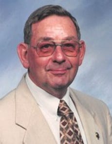 We are deeply saddened at the loss of our dear friend, Karl Pile. A member of our club for 64 years and a truly wonderful human being. heraldmailmedia.com/obituaries/pha…