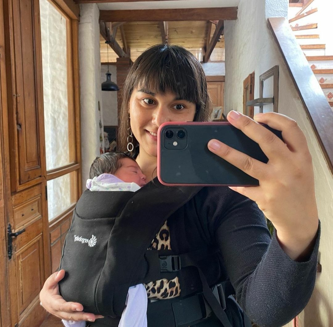 ElPulentoDios's tweet photo. Hay una fuerza motriz más poderosa que el vapor, la electricidad y la energía atómica: La fuerza de una mujer con su guagua en brazos! Gracias totales @izkia diste vuelta todo el norte de Chile! Cc: @gabrielboric @GiorgioJackson https://t.co/wxXNbVQt0J