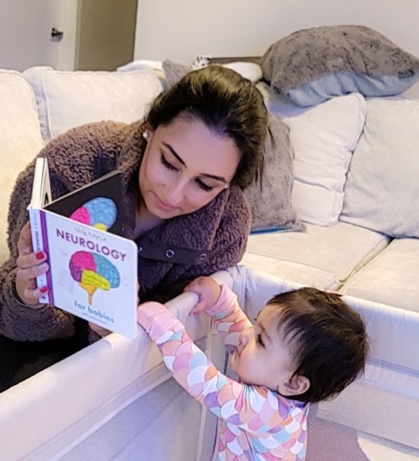 Trying to get her first words to be “medulla oblongata” #neurotwitter #neurotwitternetwork