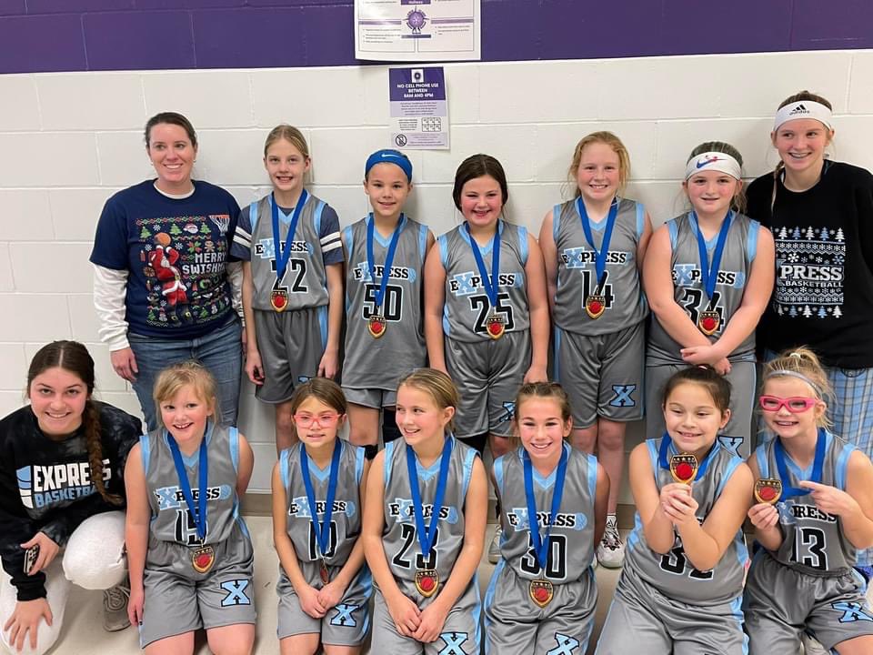 Wiexpress's tweet photo. Way to get back on the courts before we break for some time with our families! Remember our team party on Wednesday instead of practice! #wiexpress
3rd/4th Champs π₯
7th Runners-up π₯
7th/8th Runners-up π₯ https://t.co/9VZR1cQrFt