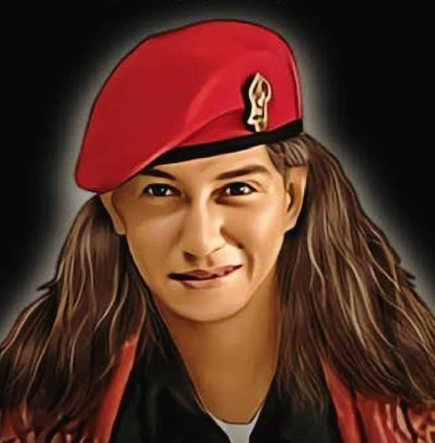 Yg punya nyali silahkan RETWEET !!!
#KamiBersamaBaharBinSmith
#KamiBersamaBaharBinSmith