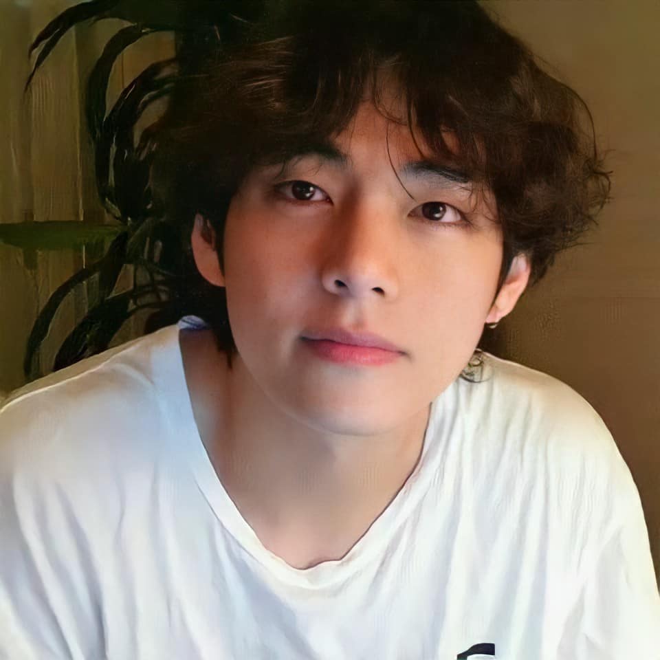 thvtocute_tw's tweet photo. แทฮยองอ่าาาา จงมีความสุขมากนะ 
 #태형아우리모두는너를사랑해 https://t.co/79pkxbsbVm