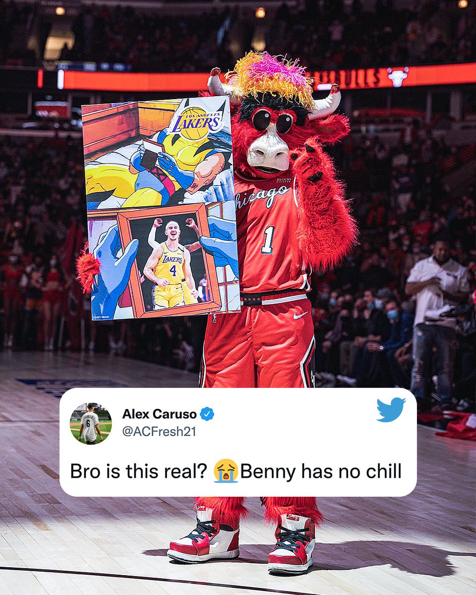 SportsCenter's tweet photo. Benny the Bull is too much 😂 @ACFresh21  

(via @bennythebull) https://t.co/qp1ESXGHY1