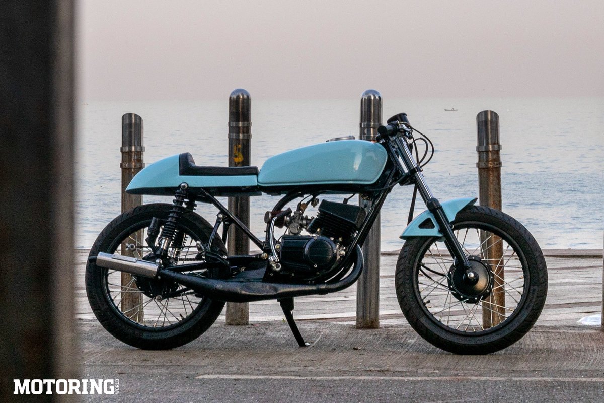 MyMotoringWorld's tweet photo. This #YCDesign #RX100 #caféracer is one hell of a machine. It might not be the most comfortable, is impractical for anything else besides blasting around a circuit, and loud enough to be disliked by many. But beyond being just a motorcycle,
(1/2)
#YamahaRX100 #RX100caferacer https://t.co/w3FilkaFVf