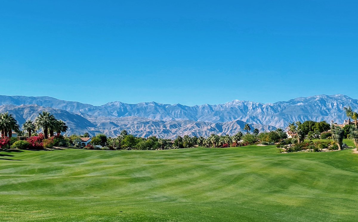 GolfObsessed's tweet photo. Had the chance to play @toscanacc today. What a gorgeous oasis in Palm Springs. Didn’t hurt that I shot a 79. 😊 https://t.co/3zsMsCW8JQ