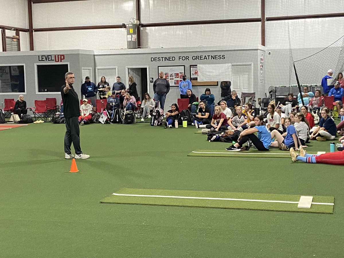 Inc5g's tweet photo. Great turnout today for the Elite 80 Advanced Pitching Clinic led by legendary pitching coach Rick Pauly, of PaulyGirl Fastpitch, and several college coaches from SC and NC. Thanks Coach Pack, for allowing us to host this event today!! @PACKUPSTATE @CoachRPauly https://t.co/F3CXuncXzs