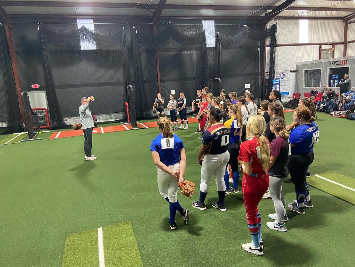 Inc5g's tweet photo. Great turnout today for the Elite 80 Advanced Pitching Clinic led by legendary pitching coach Rick Pauly, of PaulyGirl Fastpitch, and several college coaches from SC and NC. Thanks Coach Pack, for allowing us to host this event today!! @PACKUPSTATE @CoachRPauly https://t.co/F3CXuncXzs