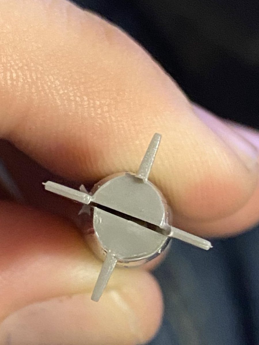 TheAbsoluteLad's tweet photo. @RevellUSA Your A-10 kit is cool, but these tolerances are hurting me😩 https://t.co/9GUTlloaQU