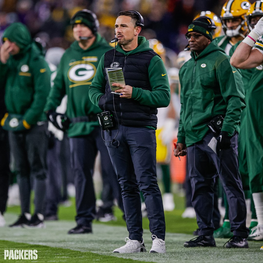 packers's tweet photo. 3️⃣ NFC North titles in 3️⃣ seasons as head coach 👏

#GoPackGo https://t.co/0p7XlzKHpI