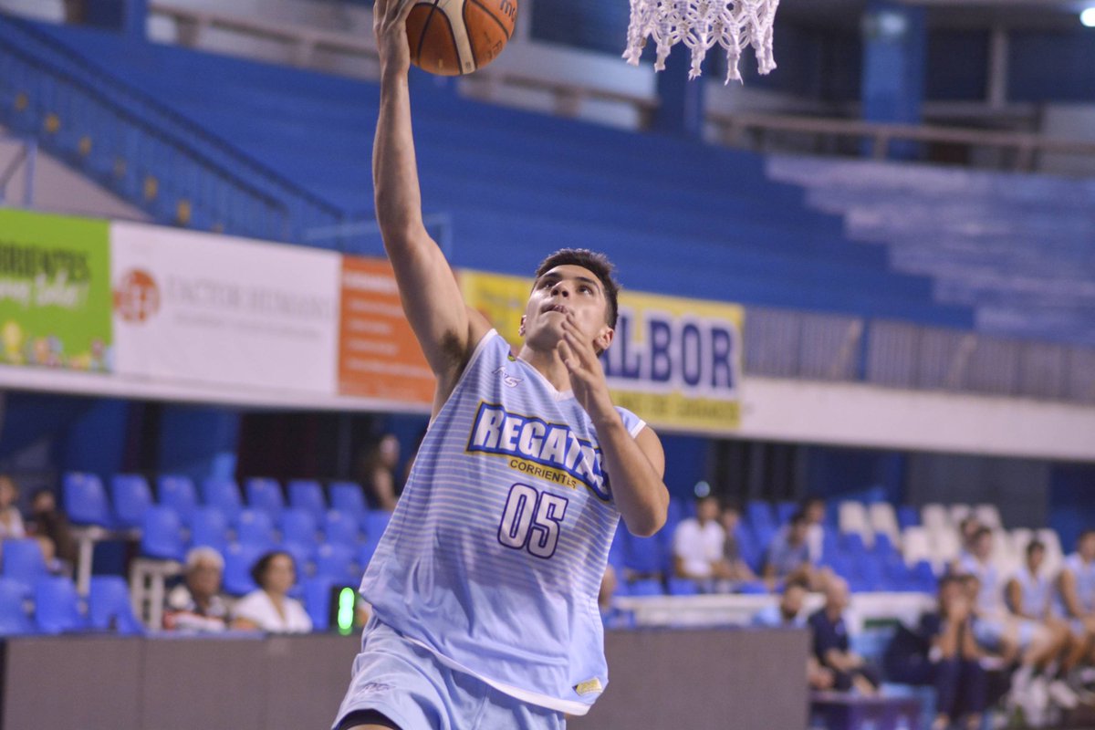 ClubRegatasCtes's tweet photo. #CRC | Final del partido ¡TRIUNFO REMERO!
👻 REGATAS 83
🔵 Hispano 69
(Scacchi 27, Franchela 14, Gauto 11)
#LDD 🏀 #VamosParque 👻 https://t.co/BgsQqQQomL
