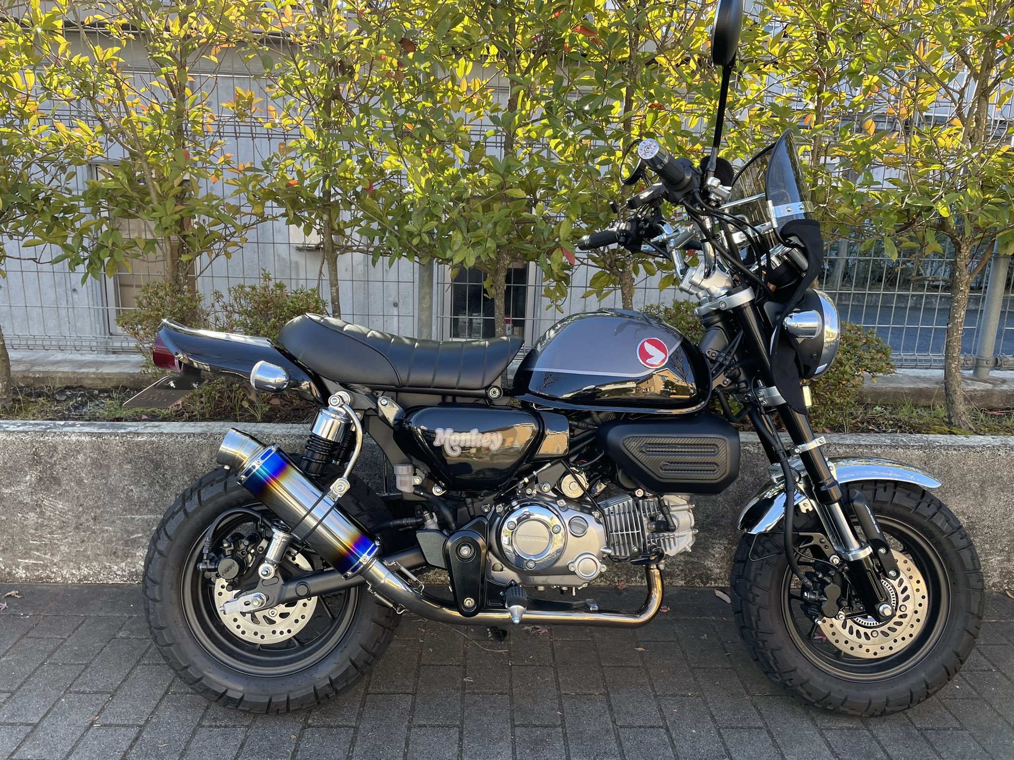 組み合わせ自由自在 モンキー125 キャッツファクトリーテールカウル