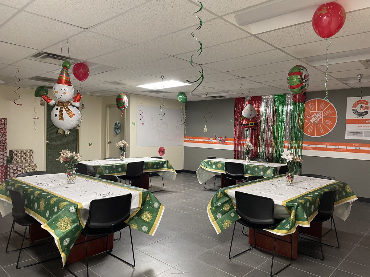 Home Depot #0106 tweet media